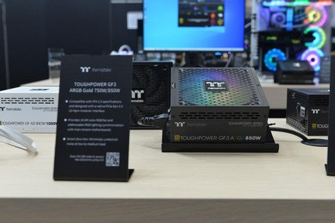 曜越在COMPUTEX 2023台北國際電腦展推出 鋼影Toughpower iRGB PLUS 1250W/1650W 鈦金牌數位電源供應器 曜越首款ATX 3.0數位電源